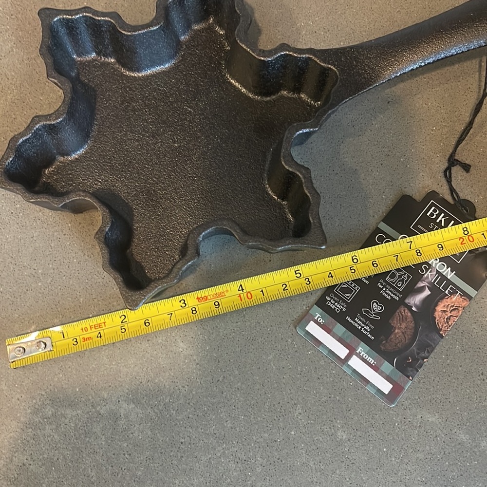 Mini cast iron skillet by BYLYN Steel C• - Picture 2 of 6